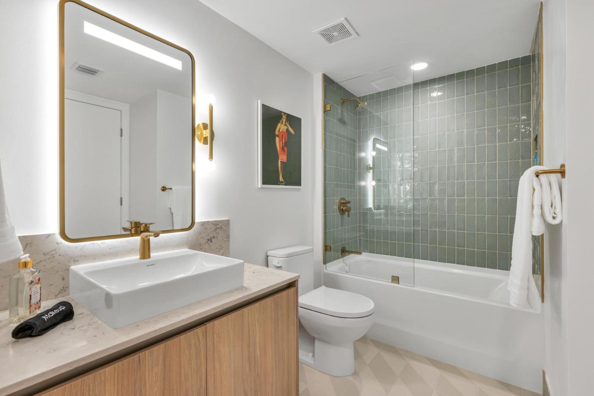 Modern 1Br Apartment With Breathtaking Views Heart Of Downtown Miami Exterior photo